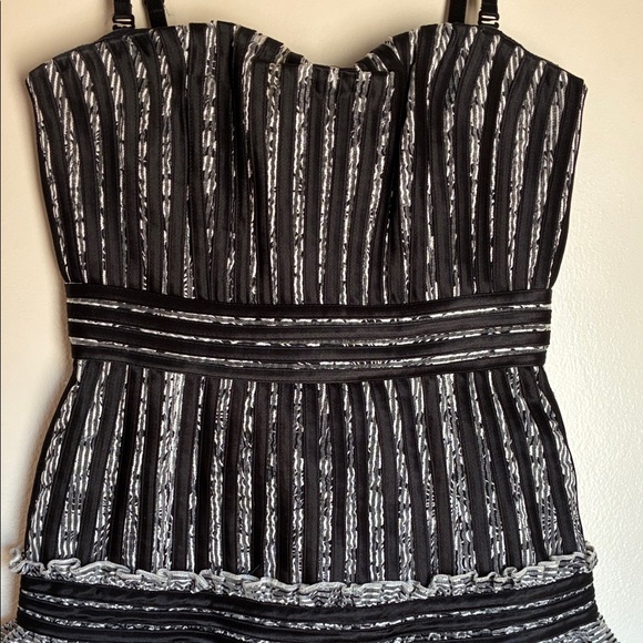 Black and White Striped Dress - Picture 2 of 5